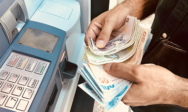 Emekliler 8 bin 77 TL seyyanen zam istiyor