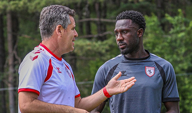 Hüseyin Eroğlu ile Kingsley’den mini toplantı