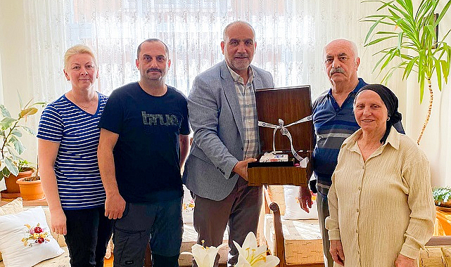 İbrahim Sandıkçı’dan hacılara ziyaret