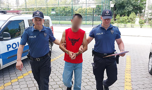 İnternet kafeden telefon hırsızlığına adli kontrol