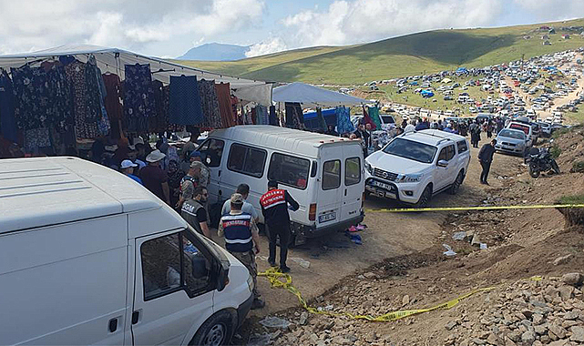 Kadırga Yaylası'nda freni boşalan minibüs yamaçtan yola düştü: 1'i ağır, 3 yaralı