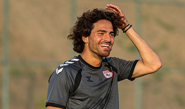 Karabağ Ahmet Sagat’ı ısrarla istiyor