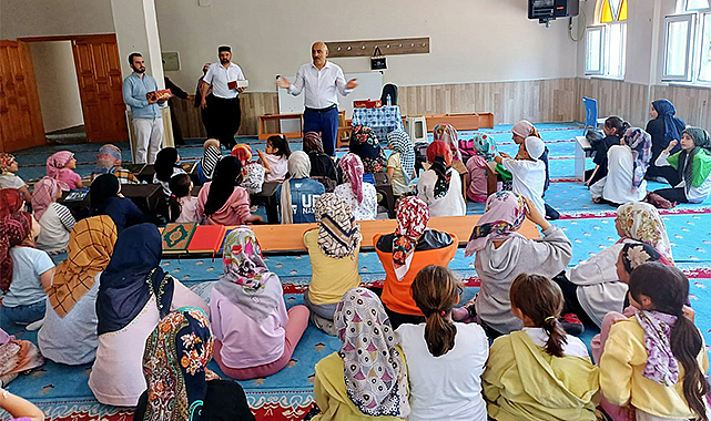 Kavak’ta çocuklar Kur'an-ı Kerim öğreniyor