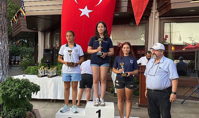 Kupa Ecrin Karagöz’ün