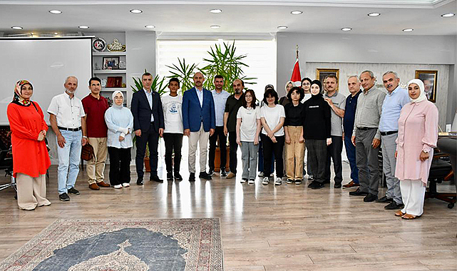 LGS'de derece yapan öğrencilere ödül