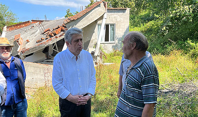 Murat Çan heyelan yaşanan Salıpazarı'ndaki o mahalleye gitti