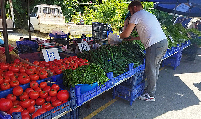 Pazarda sebze meyve kaç lira?
