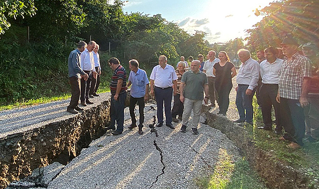 Salıpazarı'nda toprak kayması mağduriyetini yerinde inceledi