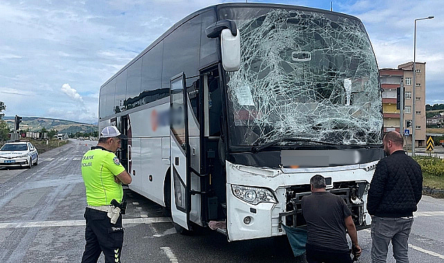 Samsun-Ankara karayolunda otobüsler çarpıştı