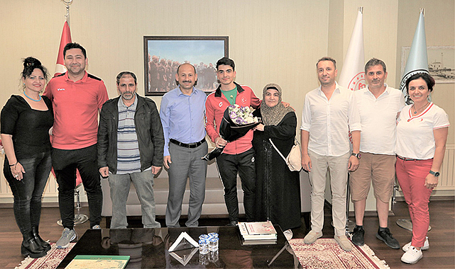 Samsun’un gururu çiçeklerle karşılandı