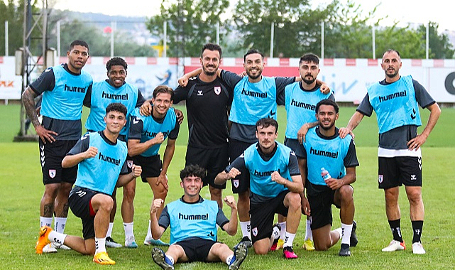 Samsunspor'da 10 futbolcu yolcu!