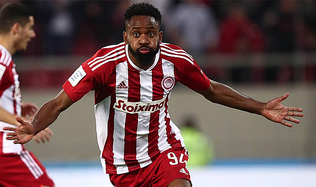 Samsunspor ile ismi anılıyordu! Cedric Bakambu Galatasaray’ı seçti