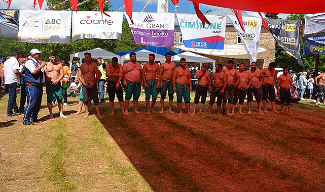 Sinop 15. Sazlı Akbaş güreşlerinde başpehlivan Fatih Deveci oldu