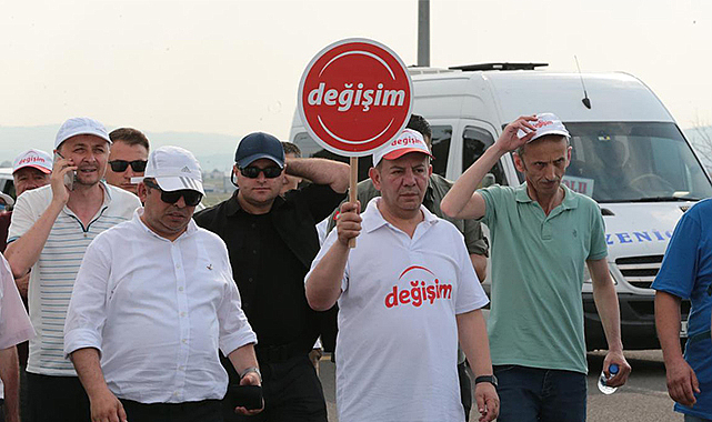 Tanju Özcan'ın yürüyüşü sürüyor: Dört gün sonra CHP Genel Merkezi'nde