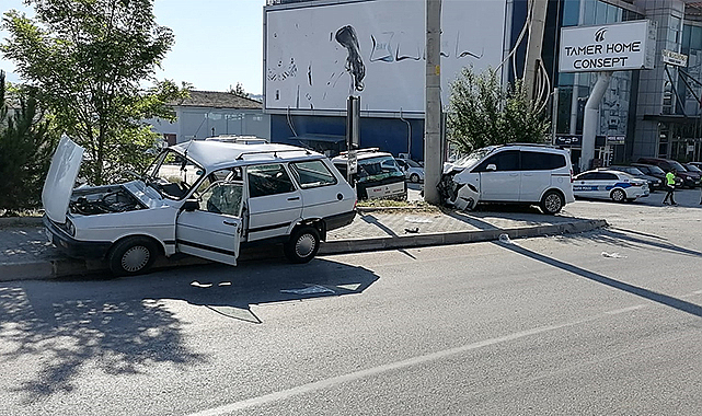 Vezirköprü'deki feci kazada 2 kişi can verdi
