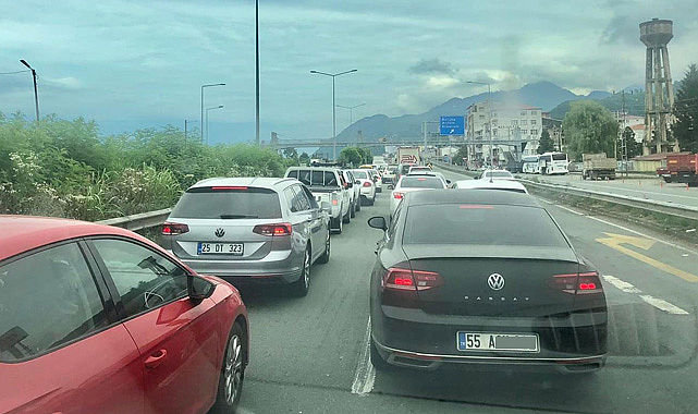 Yurt dışından gelen telefonların kayıt harcı 20 bin oldu! Batum yolu kilitlendi