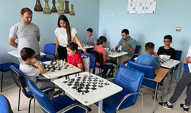 Alaçam'da camiler arası satranç turnuvası