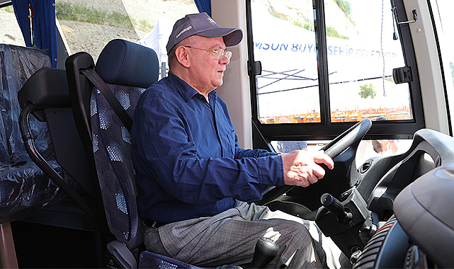 Başkan Demir şoför koltuğuna geçti! '5 kat verim sağladık'