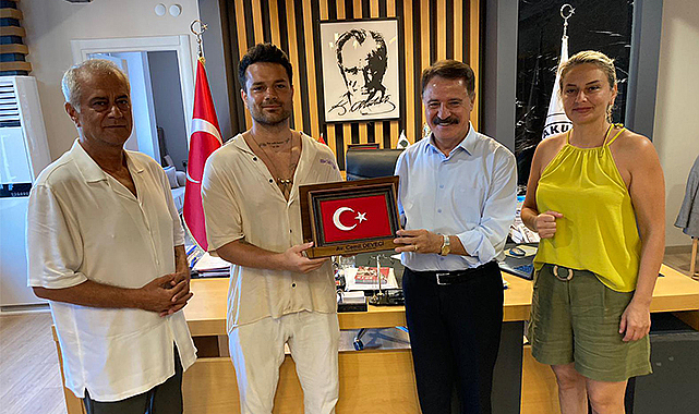 Cemil Deveci milli boksörü ağırladı