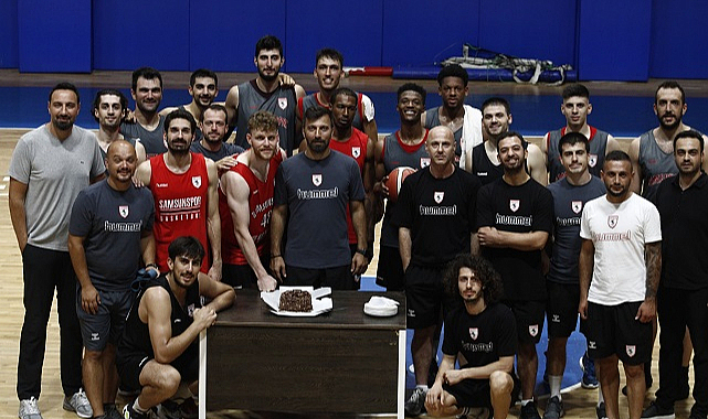 Gökalp Onat’a sürpriz doğum günü