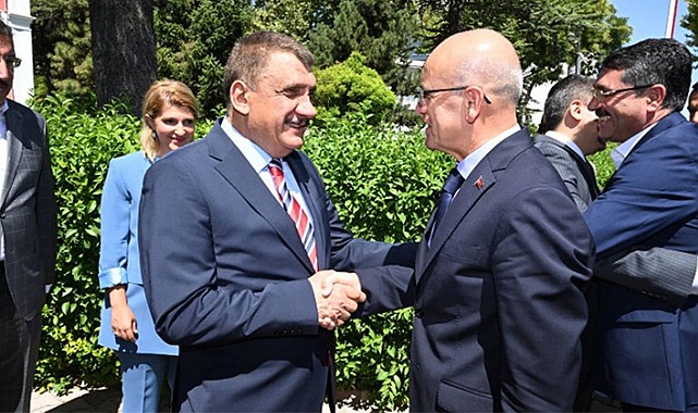 Hazine ve Maliye Bakanı Şimşek, Malatya'da ziyaretlerde bulundu