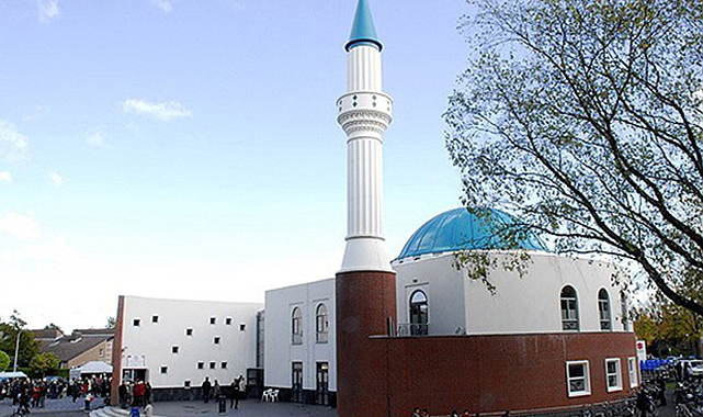 İsveç'te bir camiye şüpheli mektup gönderildi