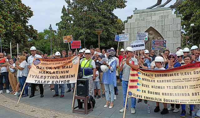 Kamu mühendisleri özlük hakları için Samsun'da eylem yaptı
