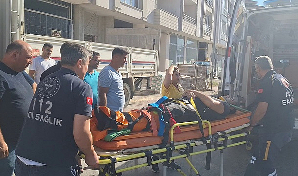 Kamyonetin çarptığı yaya hastanelik oldu