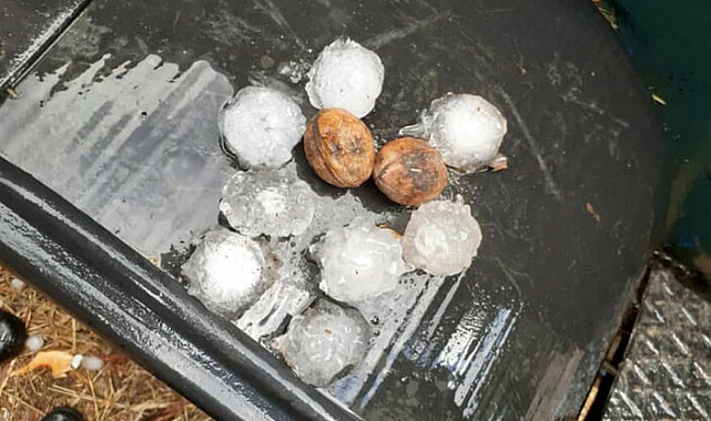 Kastamonu'da yumurta büyüklüğünde dolu yağdı