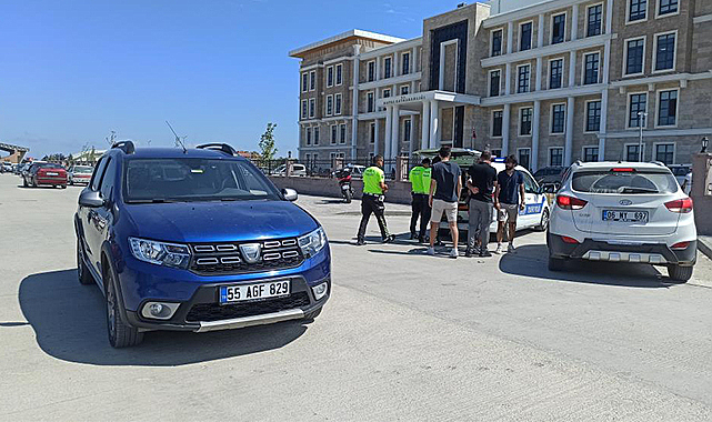 Otomobil yayaya çarptı: 1 yaralı