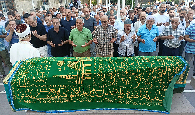 Samsun'da Adem Bektaş amcasını toprağa verdi