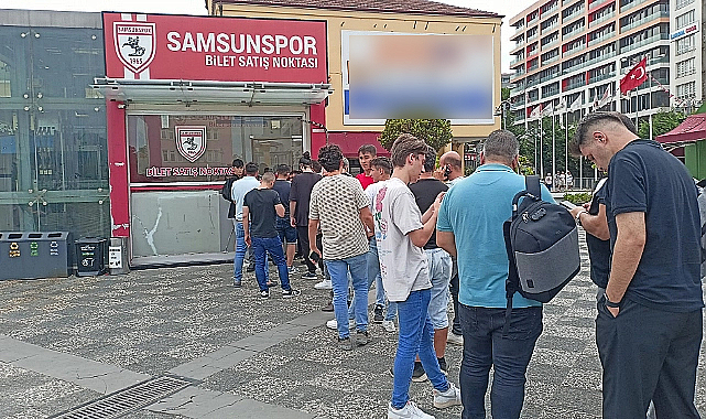 Samsun'da taraftarlardan passolig kuyruğu!