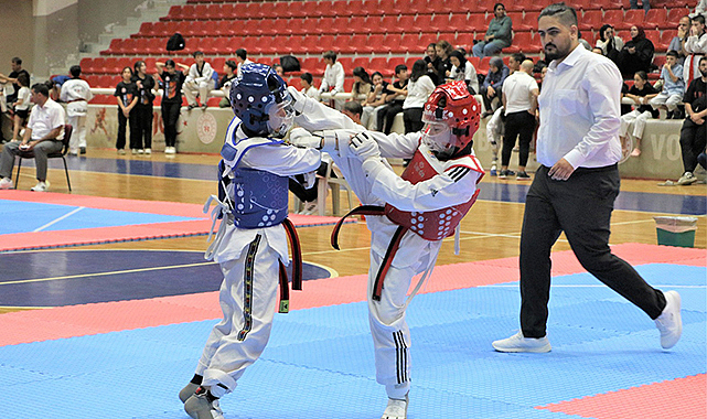 Samsun’da tekmeler madalyaya atıldı