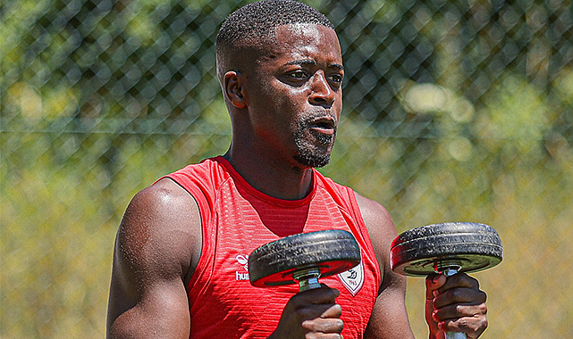 Samsunspor’da Nanu kadroya alınmadı? Sebebi ne?