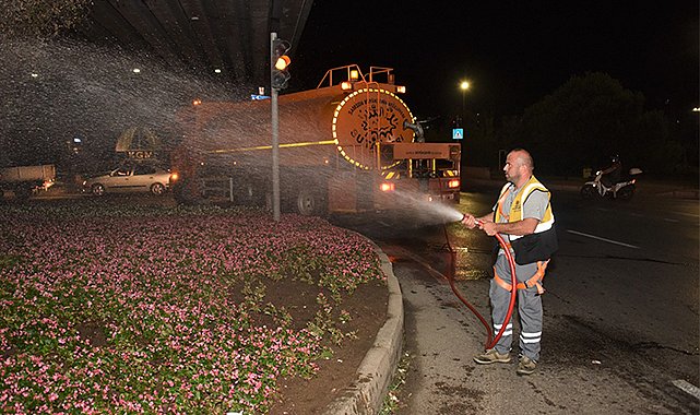 Sulama çalışmalarında gece mesaisi