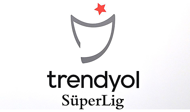 Süper Lig'de takımlar yerli çalıştırıcı tercih etti; yalnızca dördü yeni