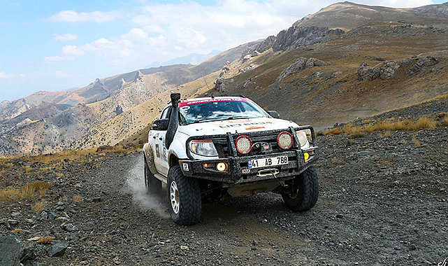 Tarihi rotada 'sınırlarını keşfedecekler'