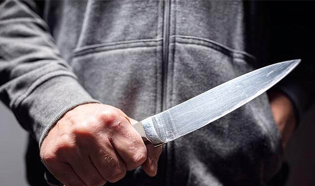 Samsun'da inanılmaz olay! Sigara istedikleri kişiyi 5 yerinden bıçakladılar!