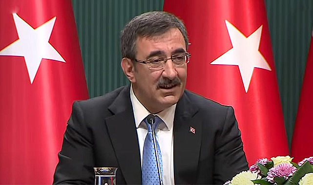 500 ile 1000 liralık banknot basılacak mı? Emekli zammı ne olacak? Yılmaz yanıtladı