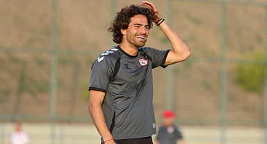 Ahmet Sagat'tan mesaj var:  'Görüşmek üzere'