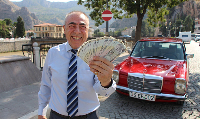 Arabasını satıp üstüne para verecek