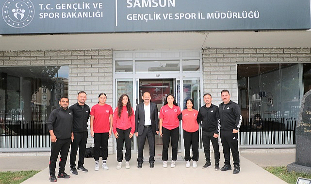 Başarılı güreşçilerden Dereci’ye ziyaret