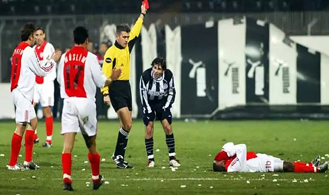 Beşiktaş - Samsunspor maçında 5 kırmızı kart gösteren Cem Papila Galatasaray maçında gözlemcilik yaptı