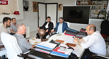 Feyzullah Dereci görme engellileri tebrik etti