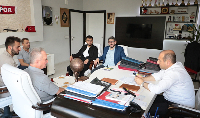 Feyzullah Dereci görme engellileri tebrik etti