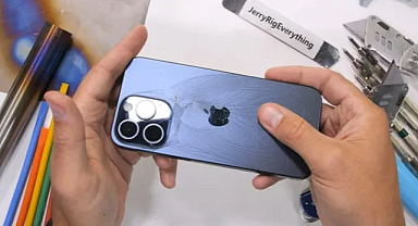 iPhone 15 Pro Max dayanıklılık testinde sınıfta kaldı!