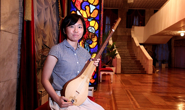 Kırgızistan'da "Komuz Günü" konserle kutlandı