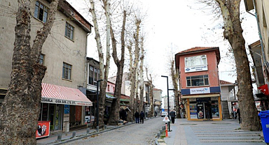 Ladik sokaklarında kadın eli!