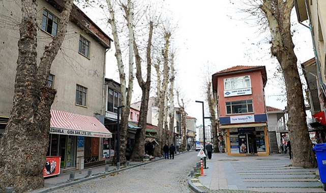 Ladik sokaklarında kadın eli!