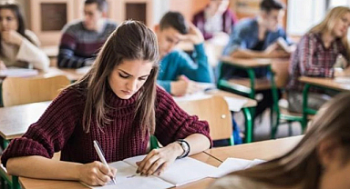 Liseli öğrenciler dikkat! Sınıfta kalma geri geldi